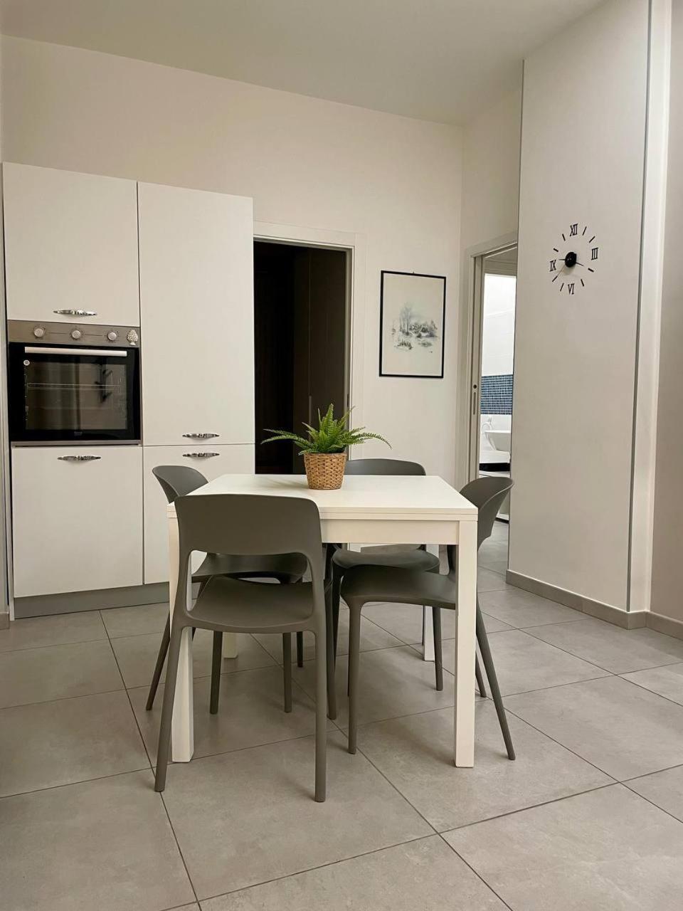Il Nido Di Sarah Apartment โมดิกา ภายนอก รูปภาพ